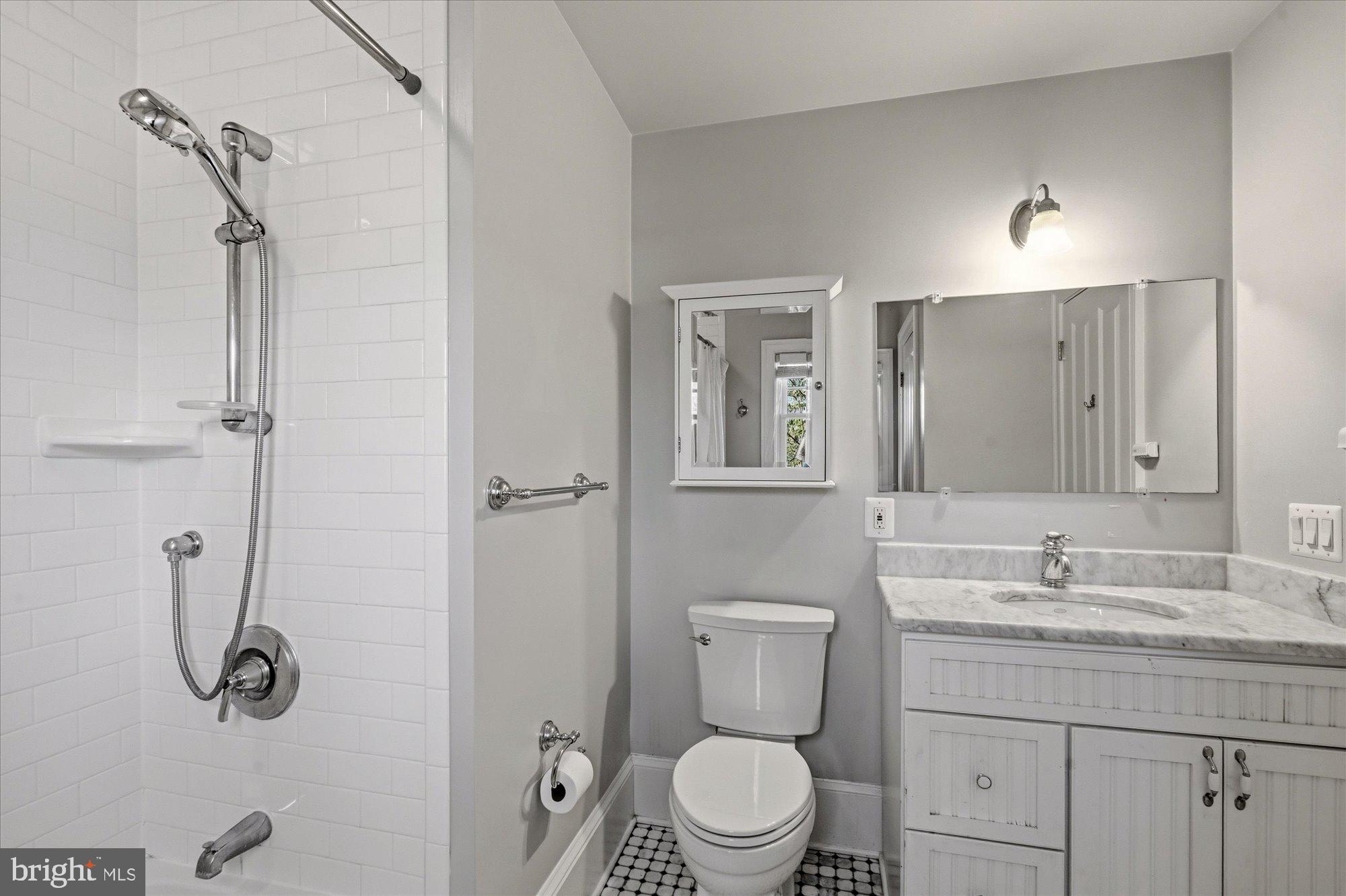 BEVERLEY HILLS - Residential