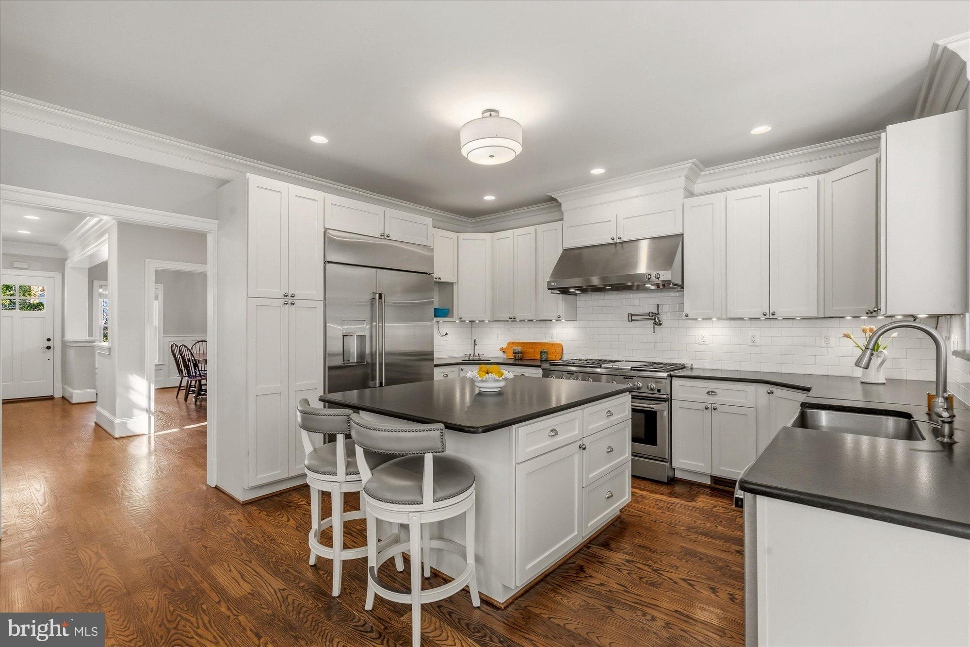 BEVERLEY HILLS - Residential