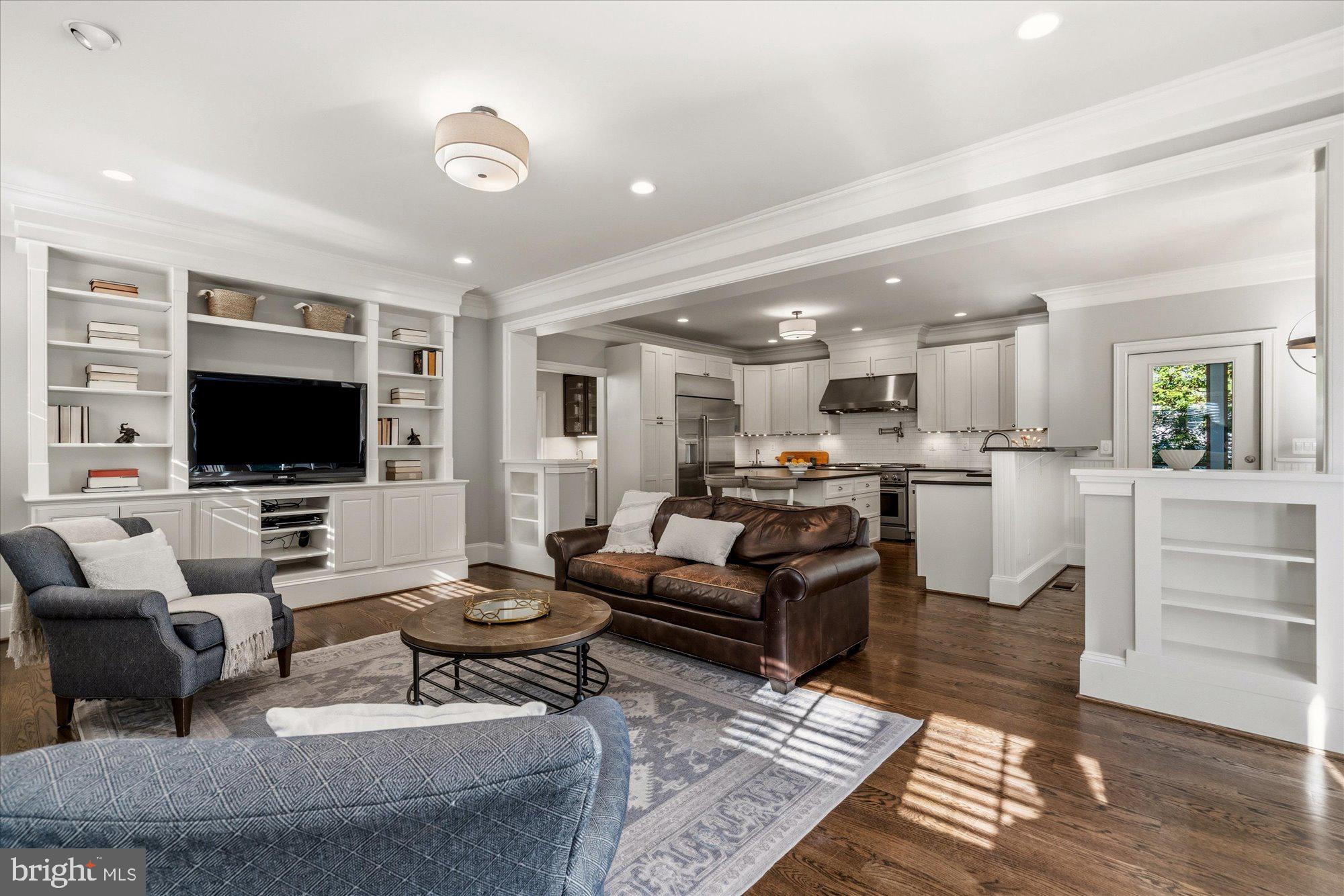 BEVERLEY HILLS - Residential