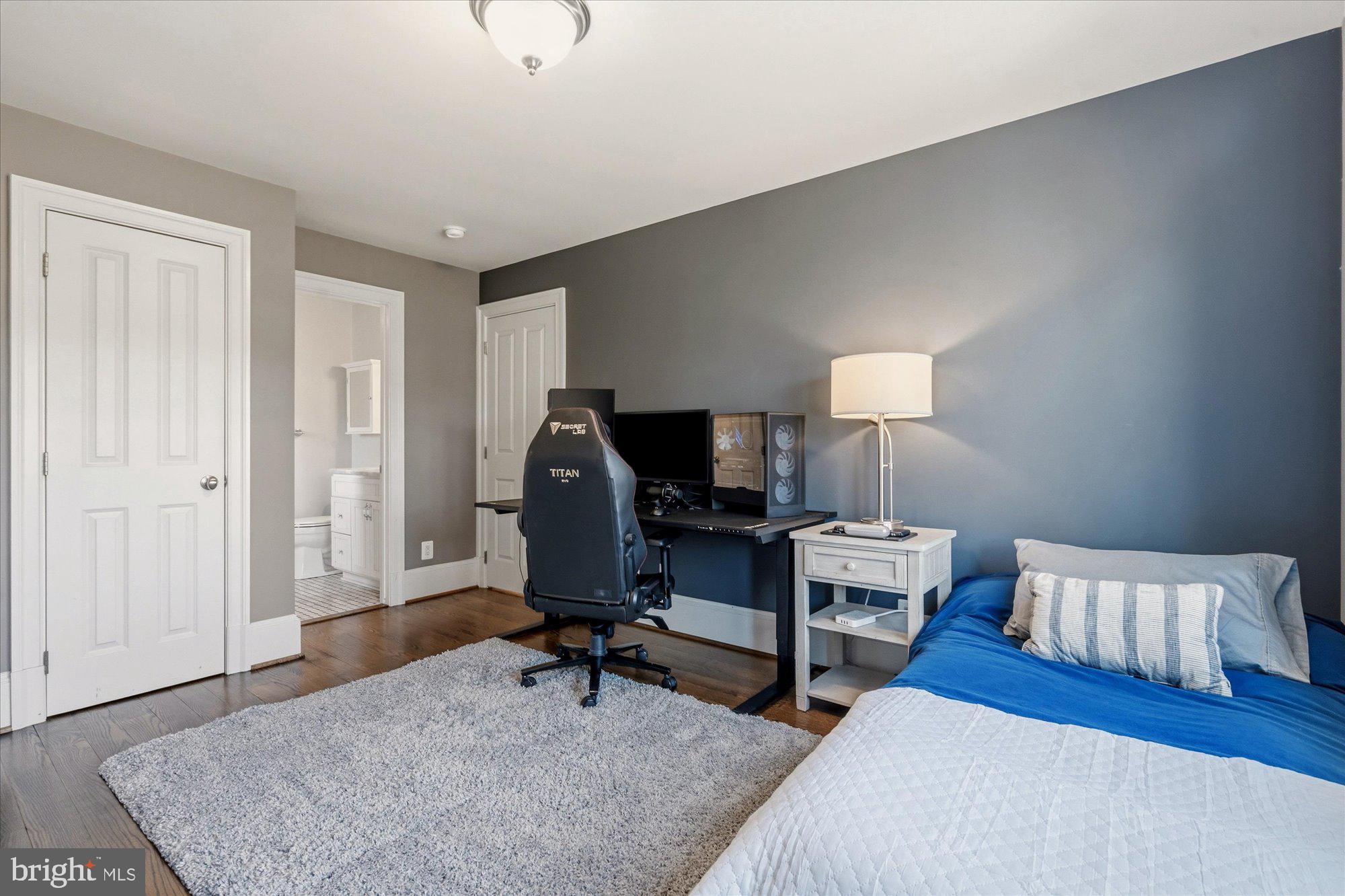 BEVERLEY HILLS - Residential