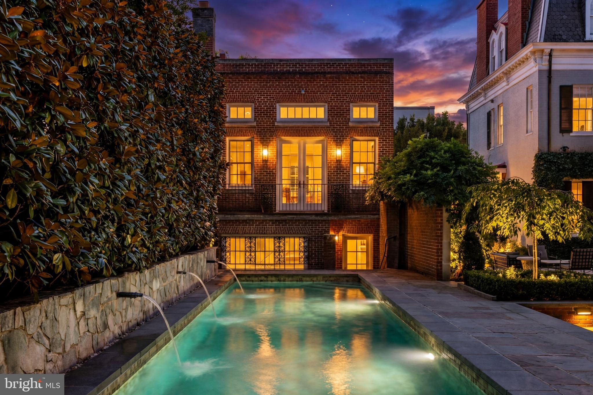 GEORGETOWN - Residential