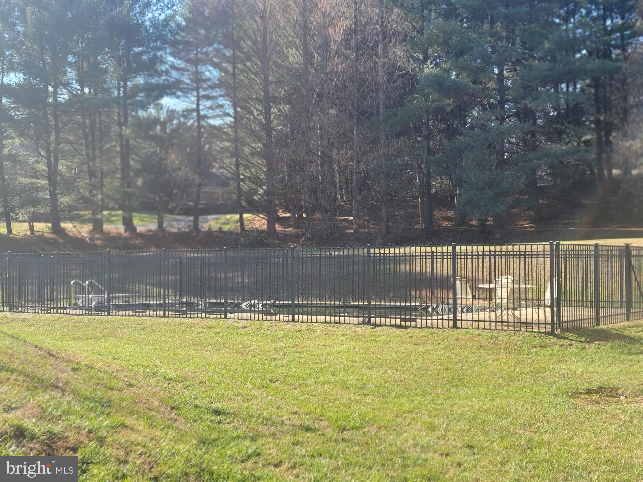 KENTSDALE ESTATES - Residential