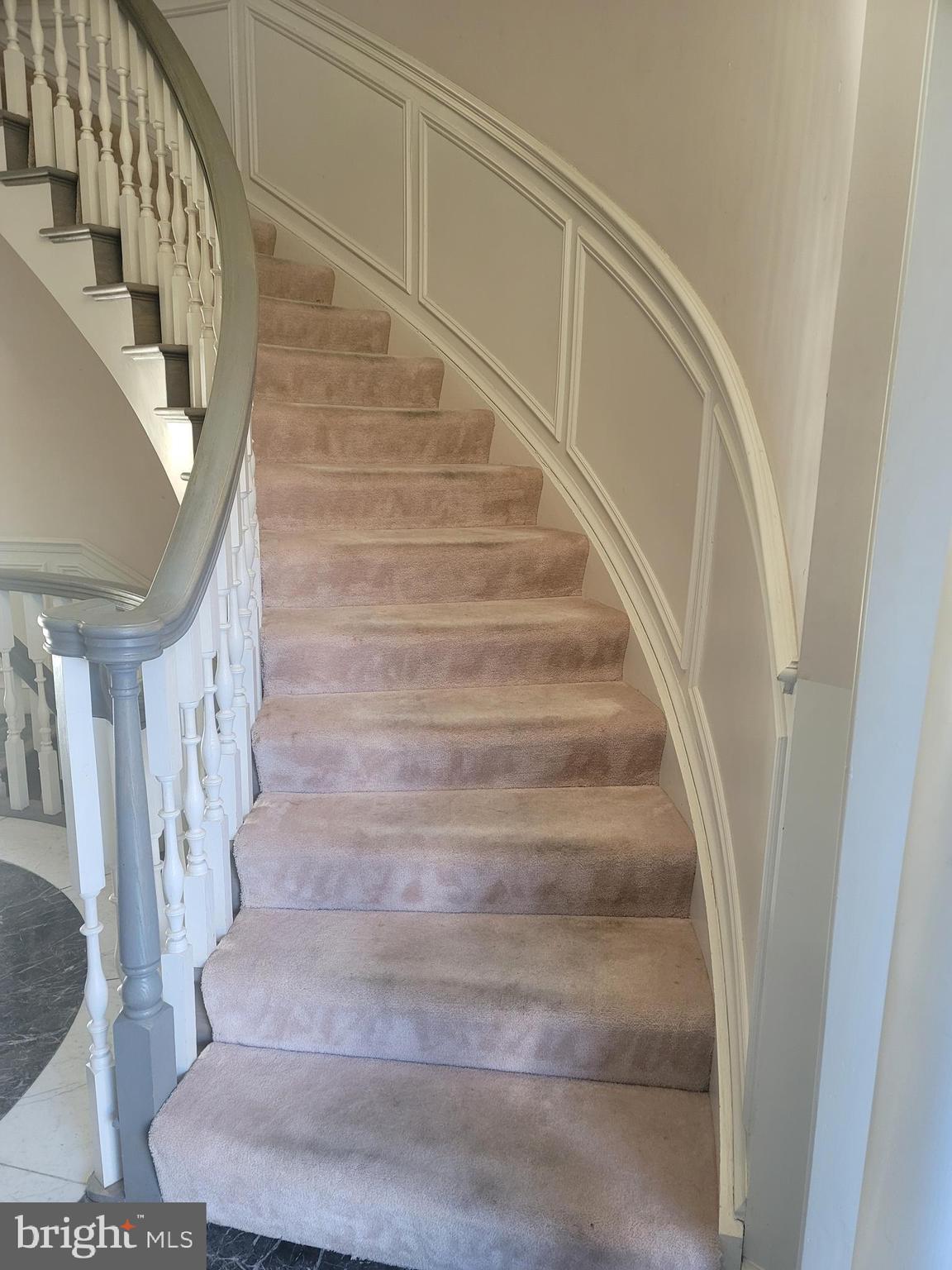 KENTSDALE ESTATES - Residential