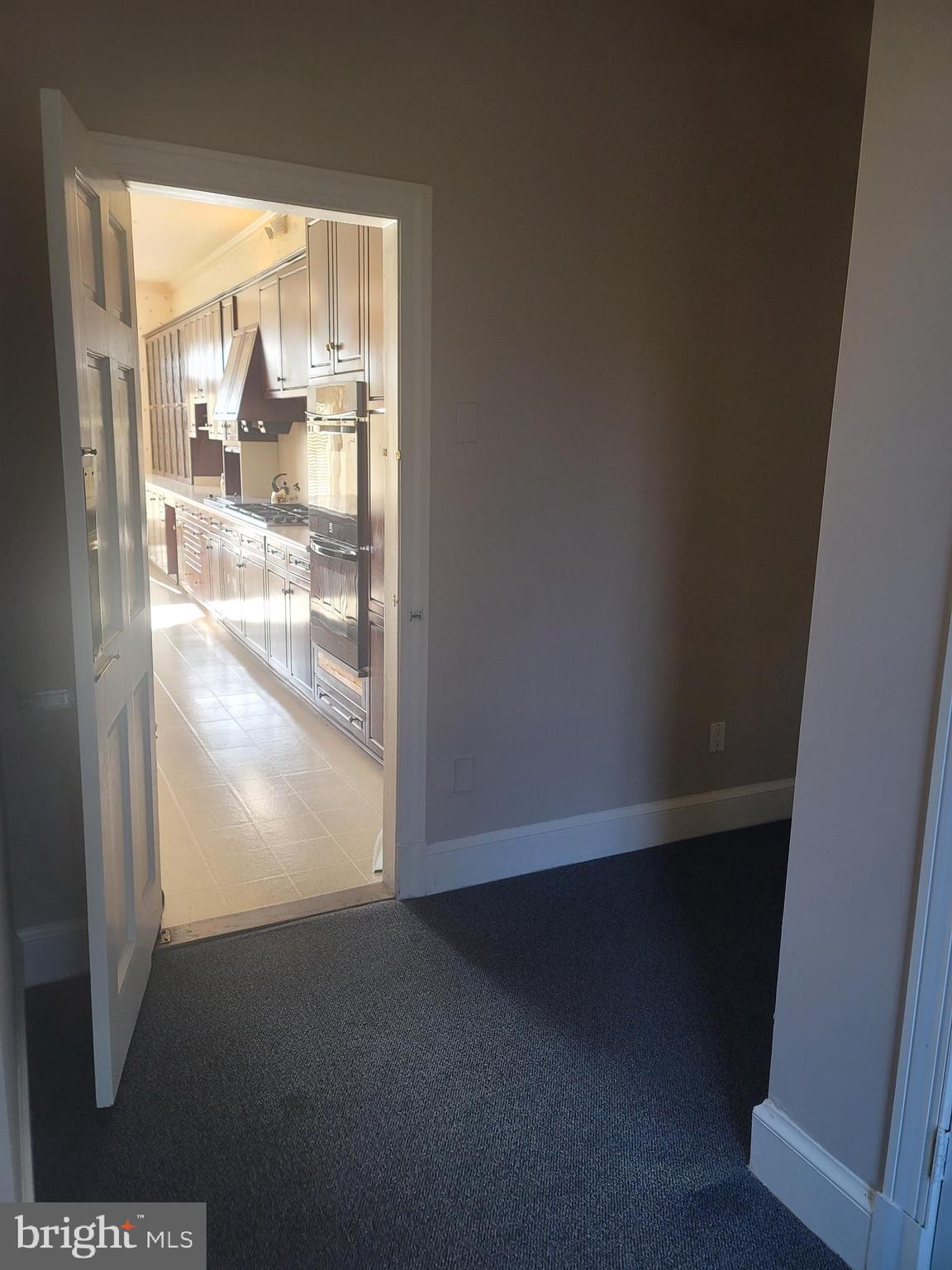 KENTSDALE ESTATES - Residential