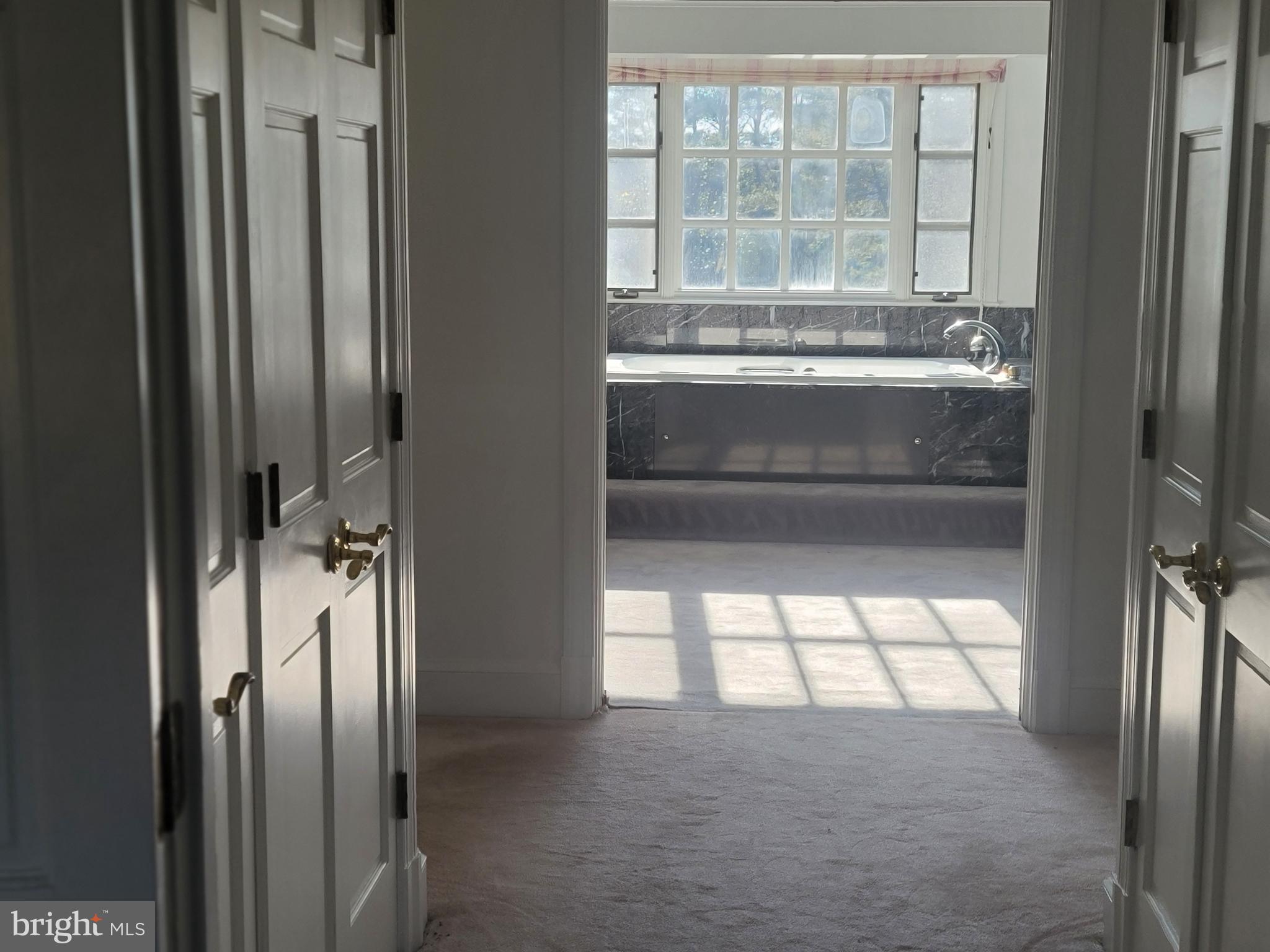 KENTSDALE ESTATES - Residential