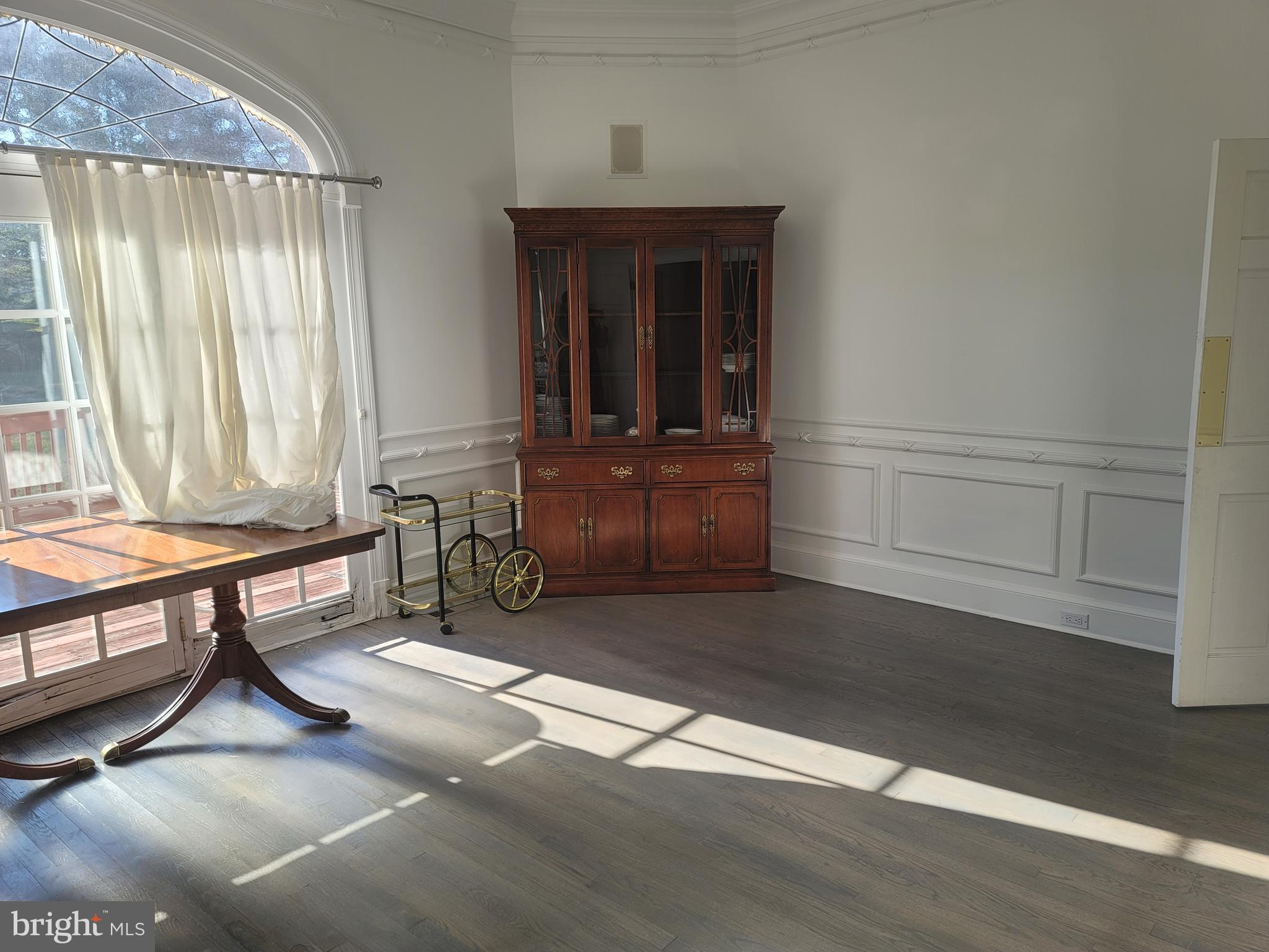 KENTSDALE ESTATES - Residential