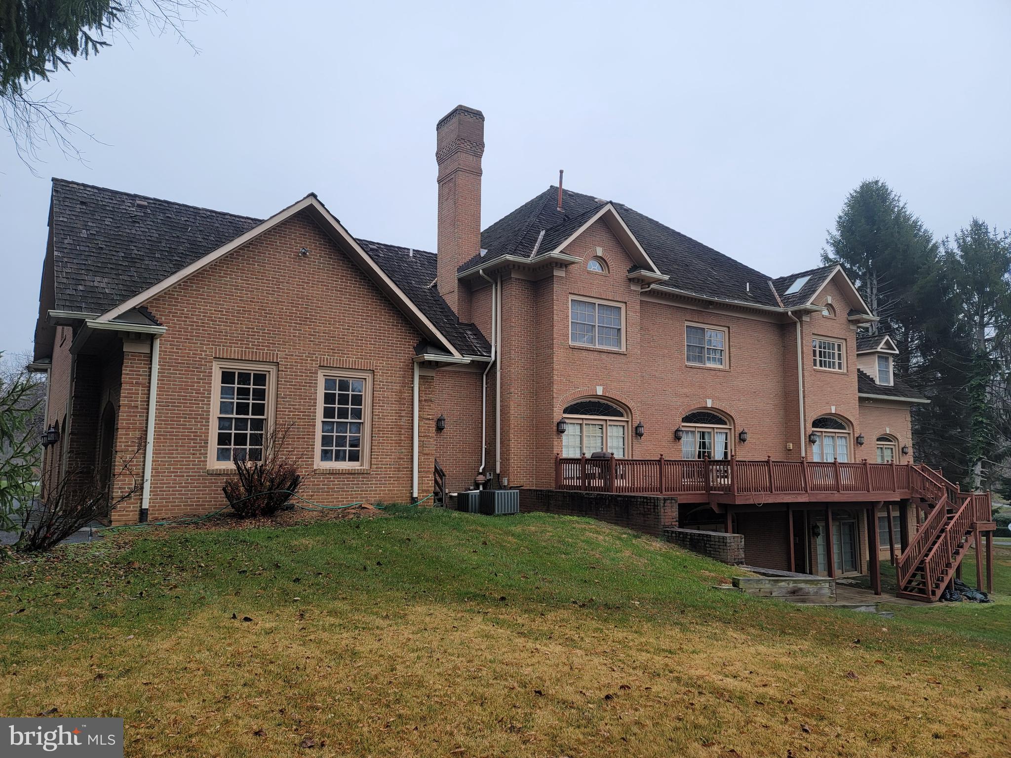 KENTSDALE ESTATES - Residential