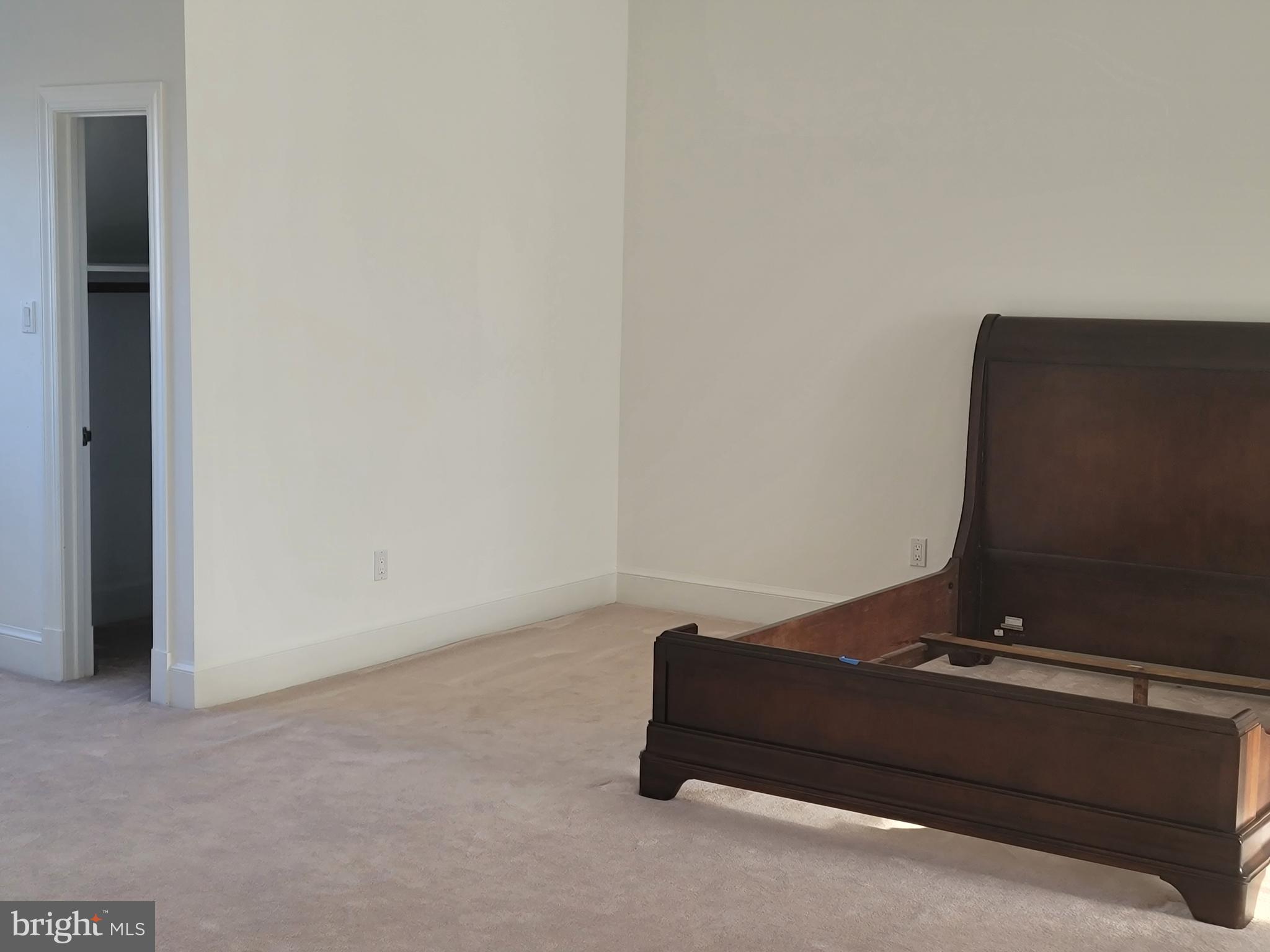 KENTSDALE ESTATES - Residential