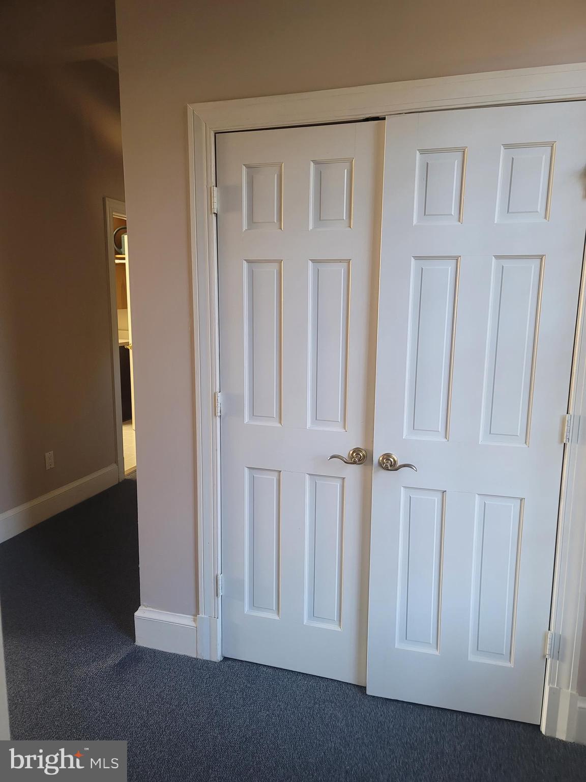 KENTSDALE ESTATES - Residential