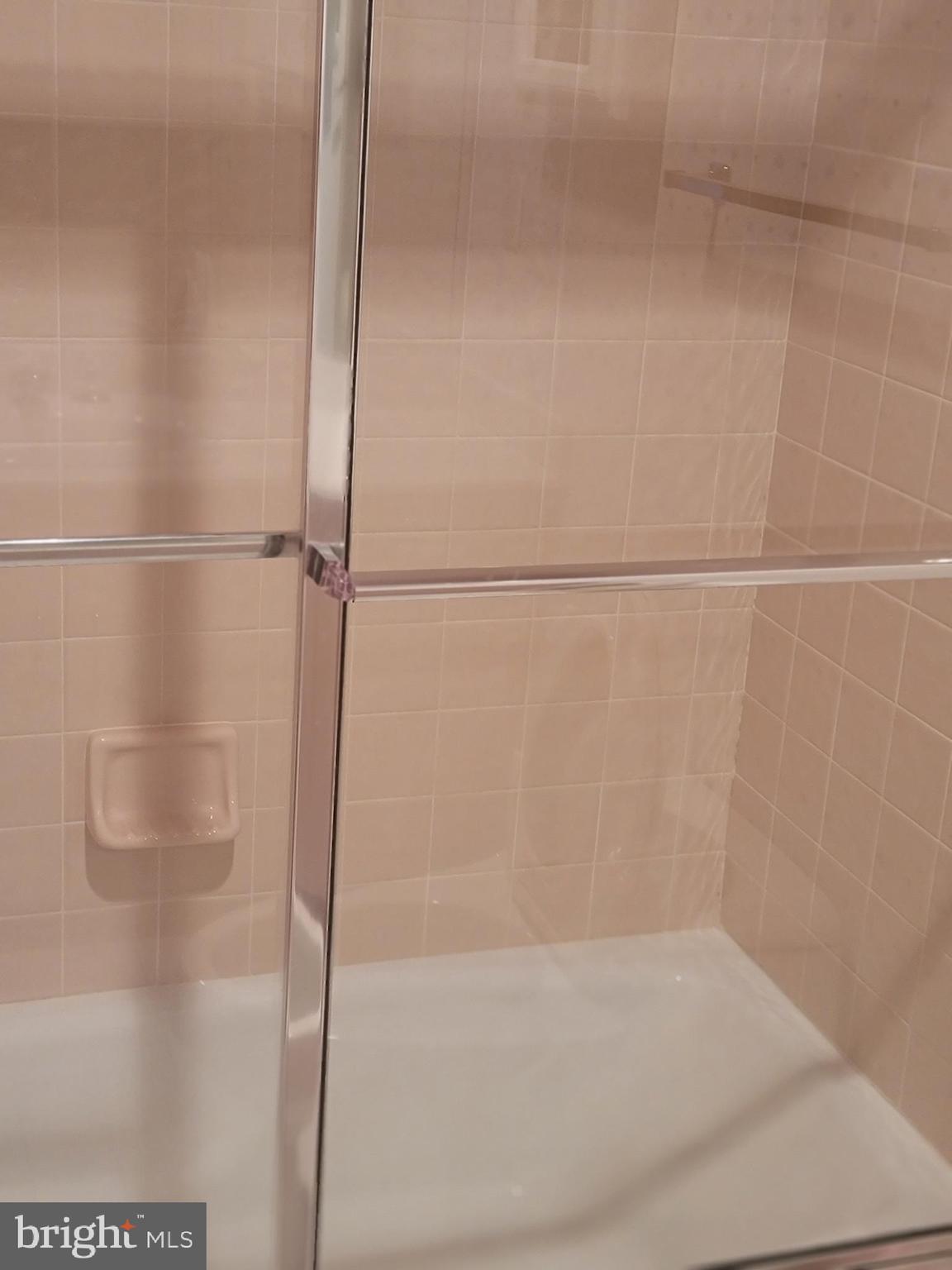 KENTSDALE ESTATES - Residential