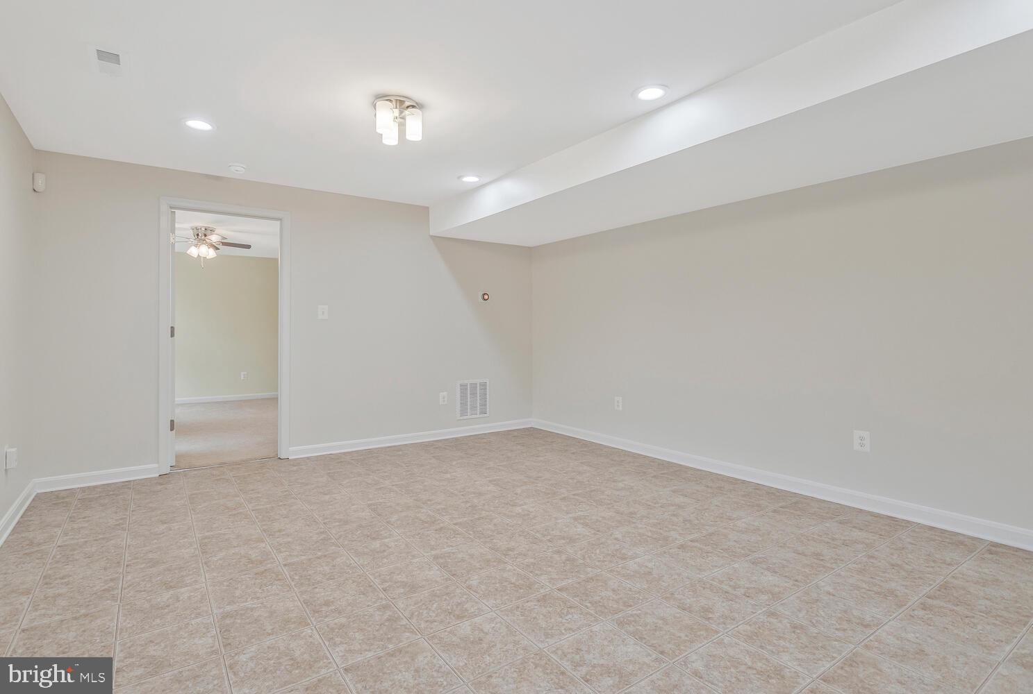 PRINCE FREDERICK CROSSING - Residential