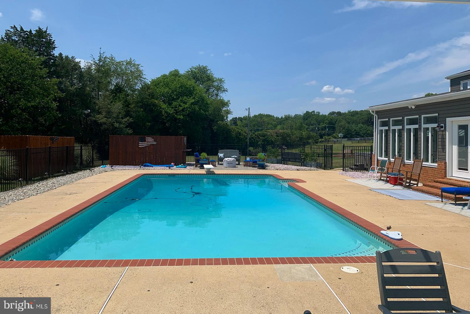 NOKESVILLE - Residential