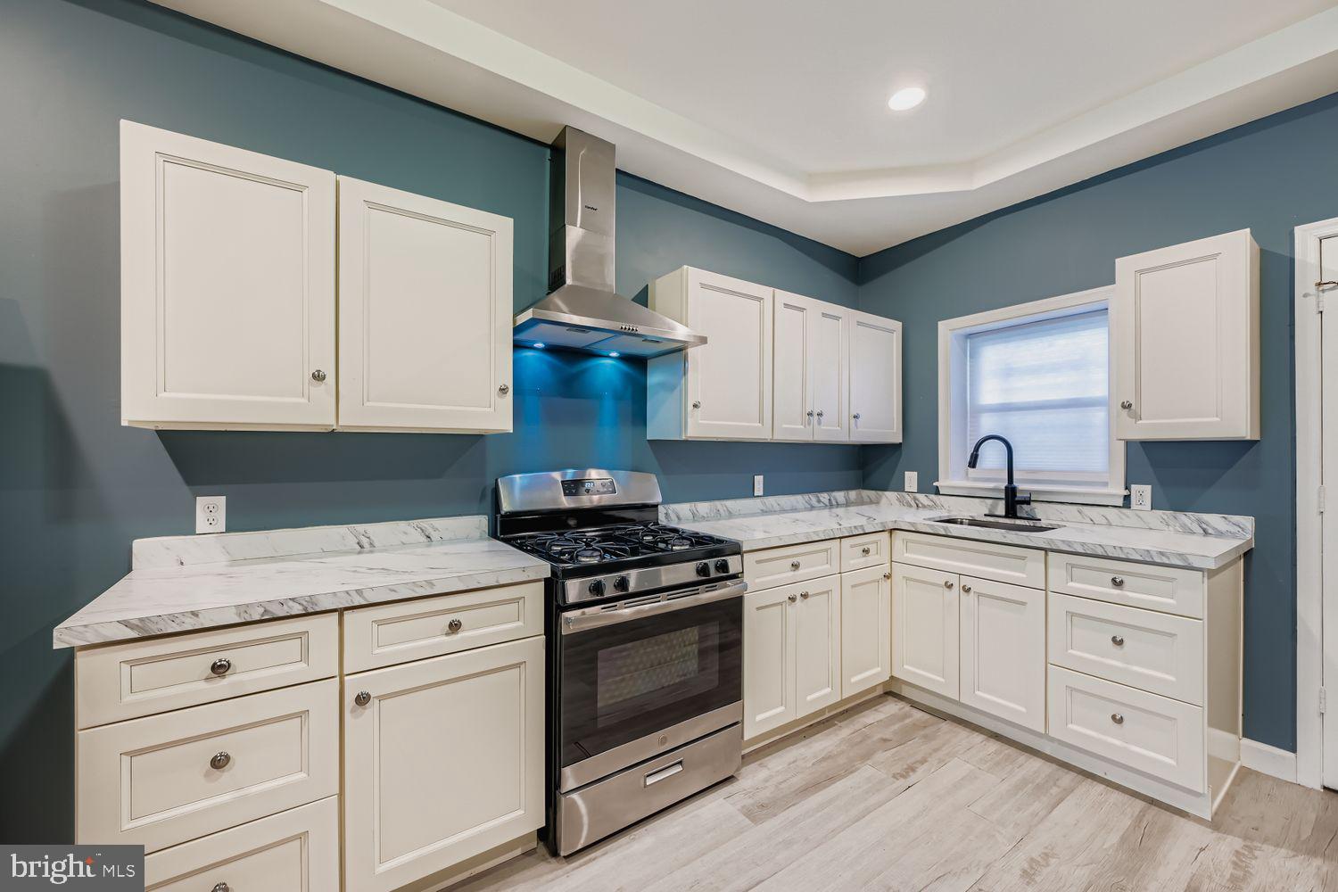 EAST BALTIMORE MIDWAY - Residential