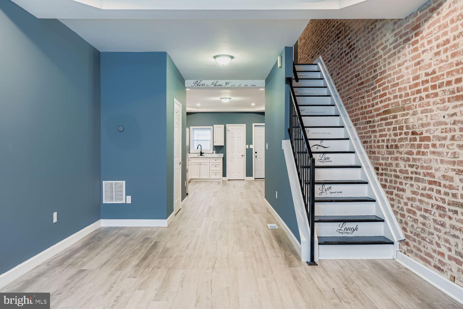 EAST BALTIMORE MIDWAY - Residential