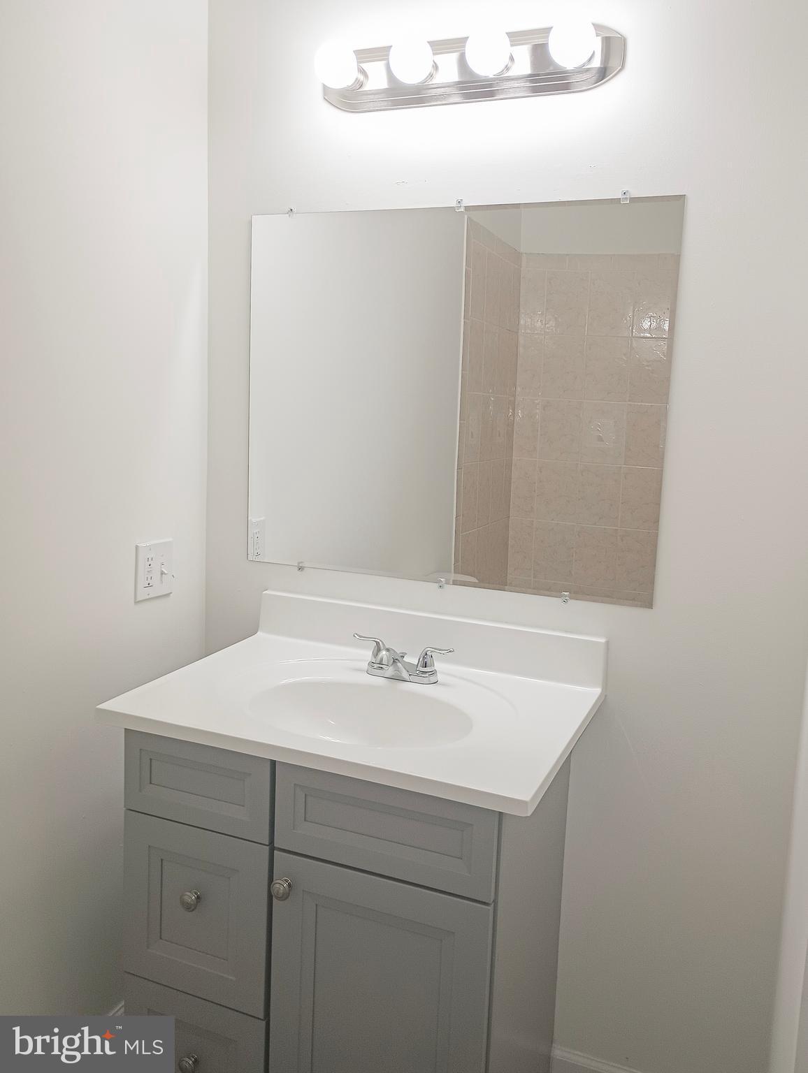 EAST BALTIMORE MIDWAY - Residential