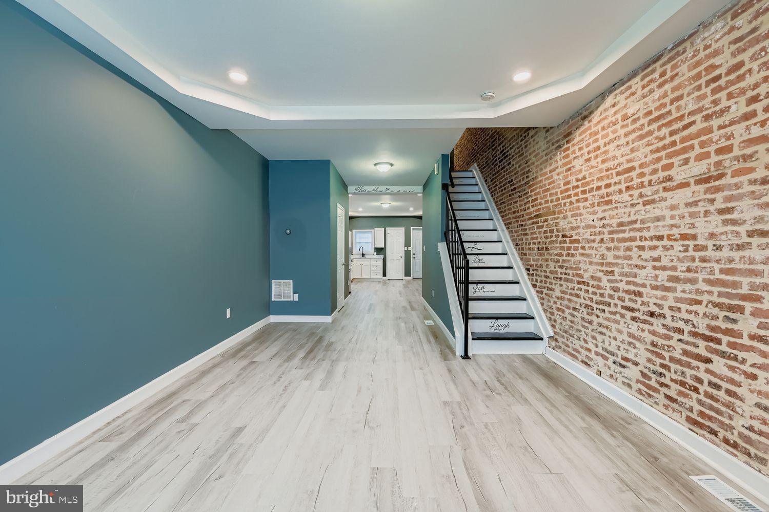 EAST BALTIMORE MIDWAY - Residential