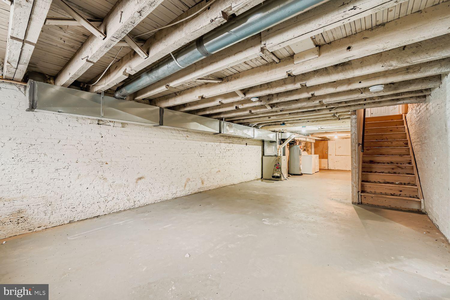 EAST BALTIMORE MIDWAY - Residential