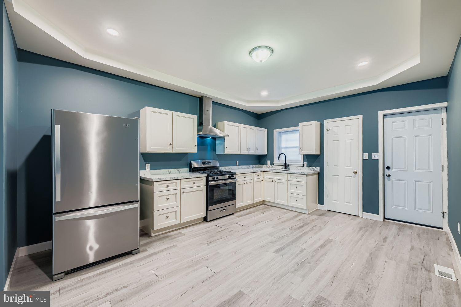 EAST BALTIMORE MIDWAY - Residential