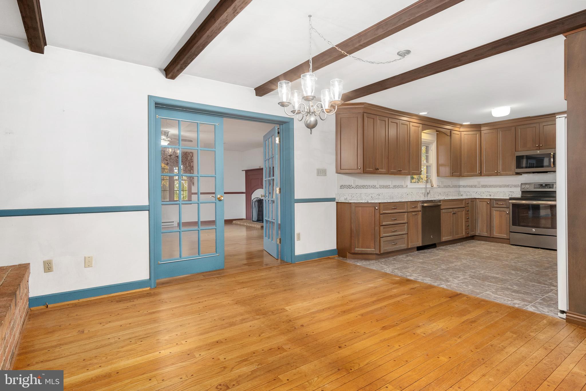 PLEASANT VIEW HEIGHTS - Residential