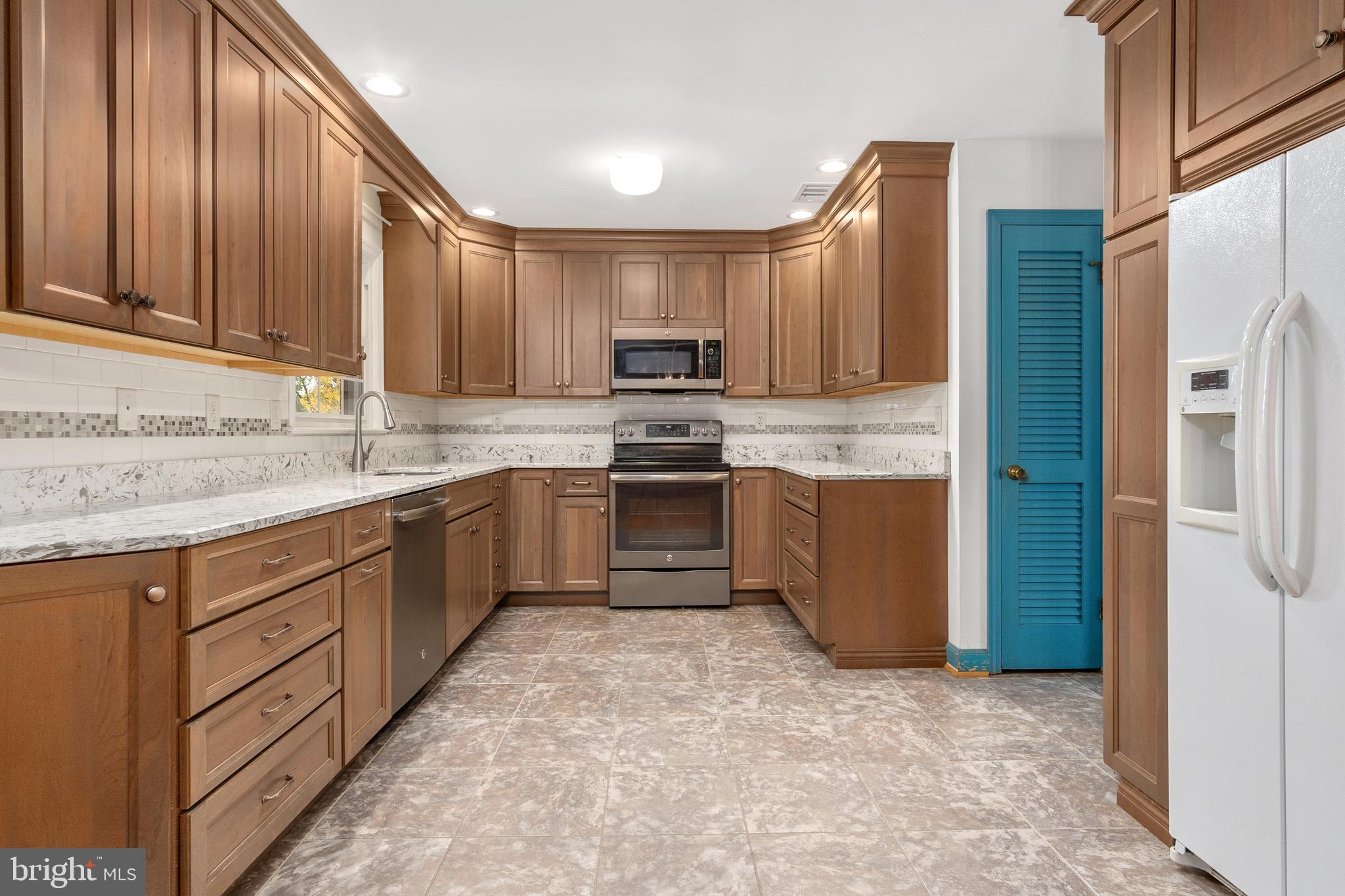 PLEASANT VIEW HEIGHTS - Residential