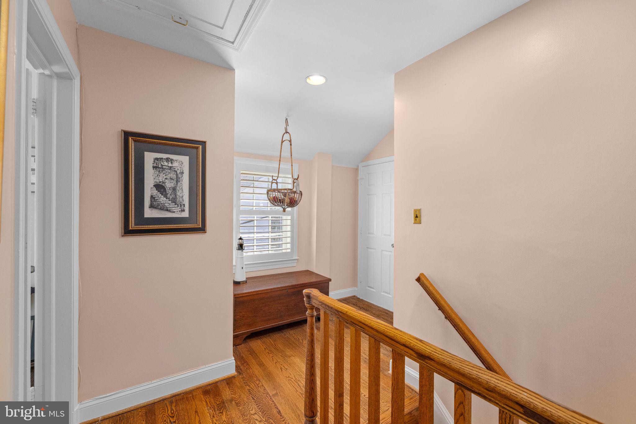 WAVERLY HILLS - Residential