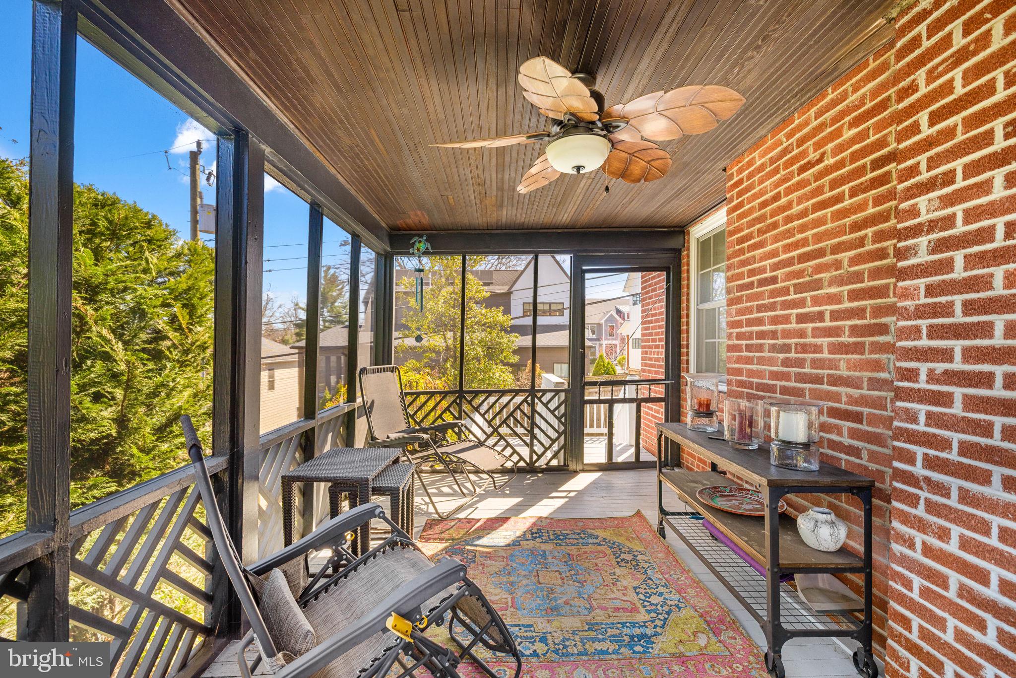 WAVERLY HILLS - Residential