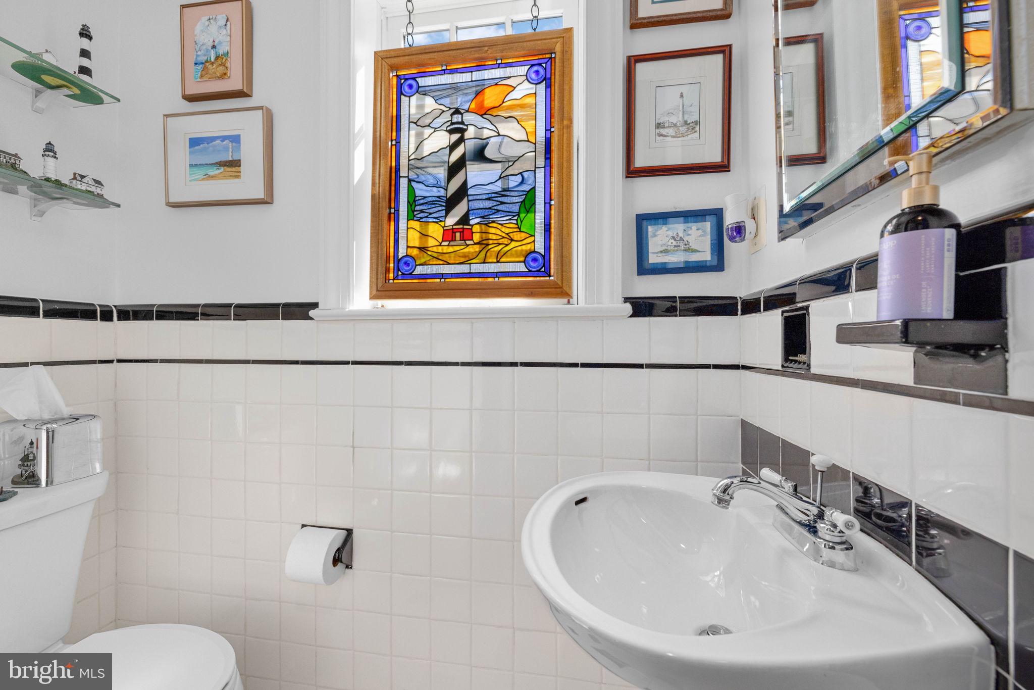 WAVERLY HILLS - Residential