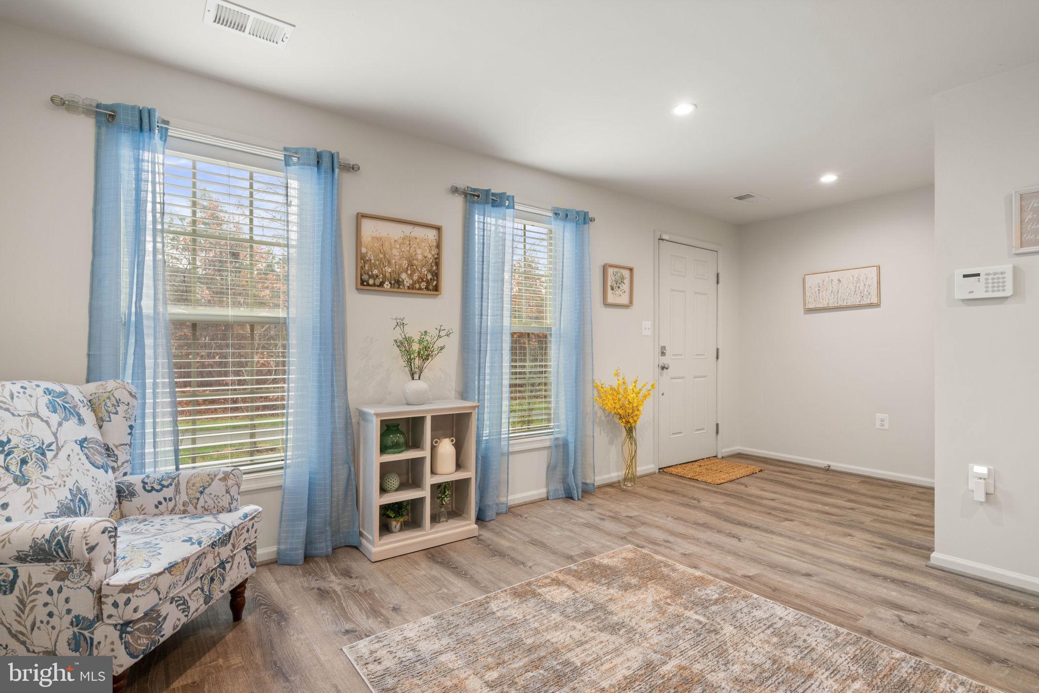 VILLAGES OF PIEDMONT II - Residential Lease