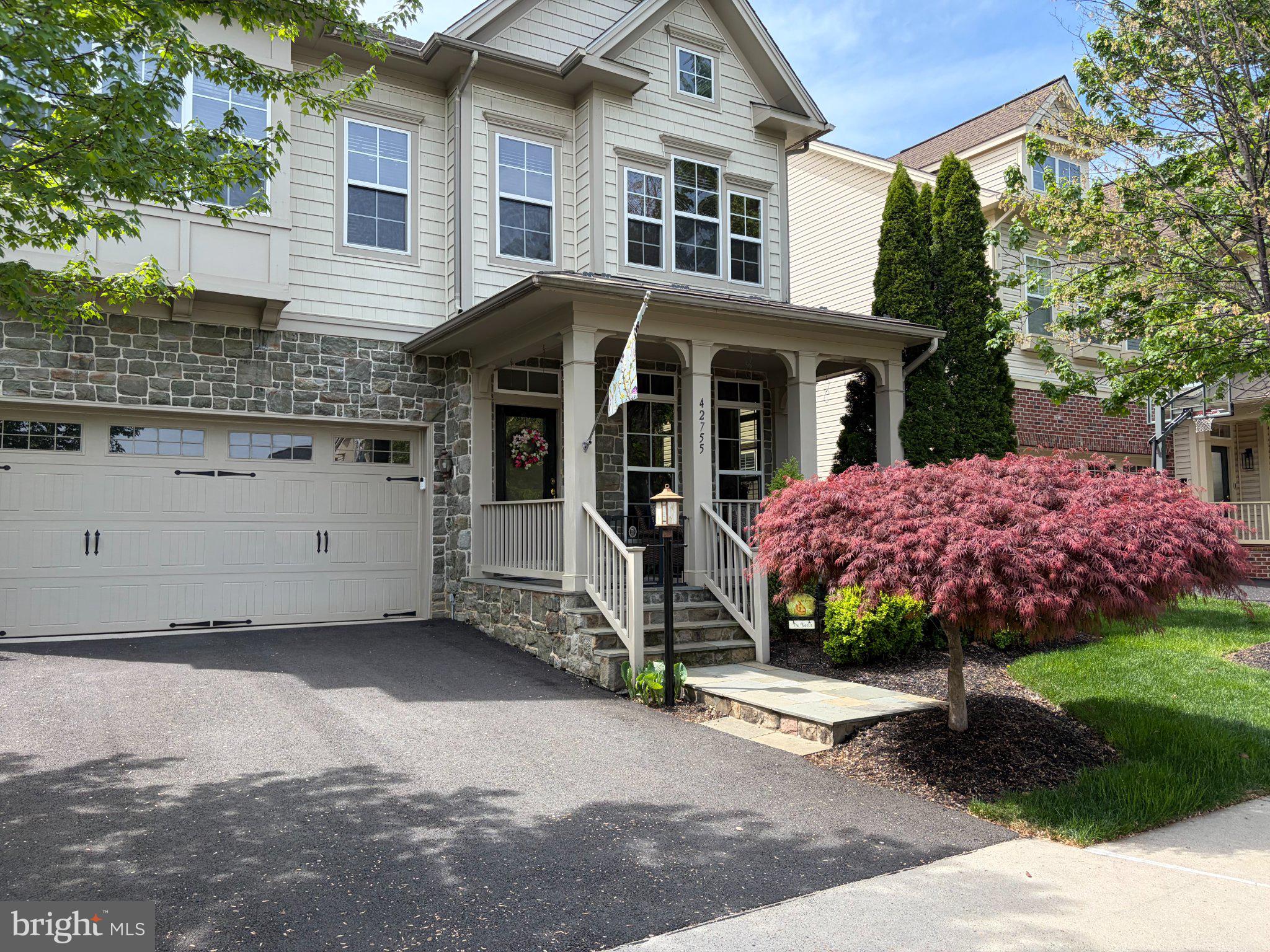 42755 CHATELAIN CIRCLE