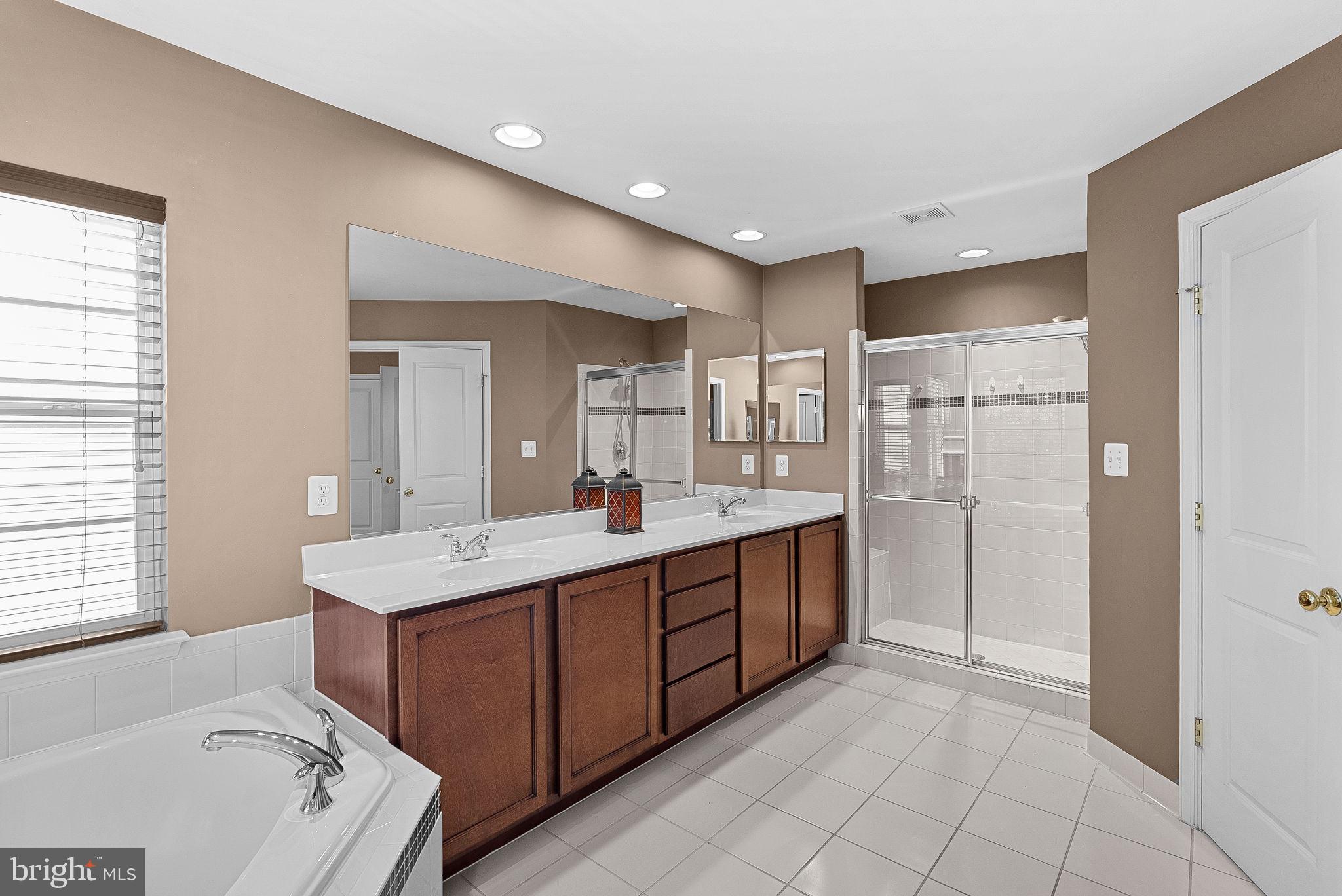 BRAMBLETON - Residential