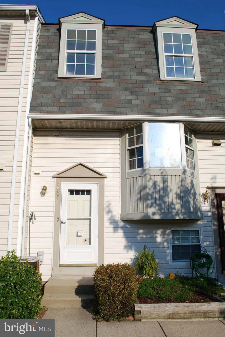 BRIGHTON COMMONS - Residential Lease