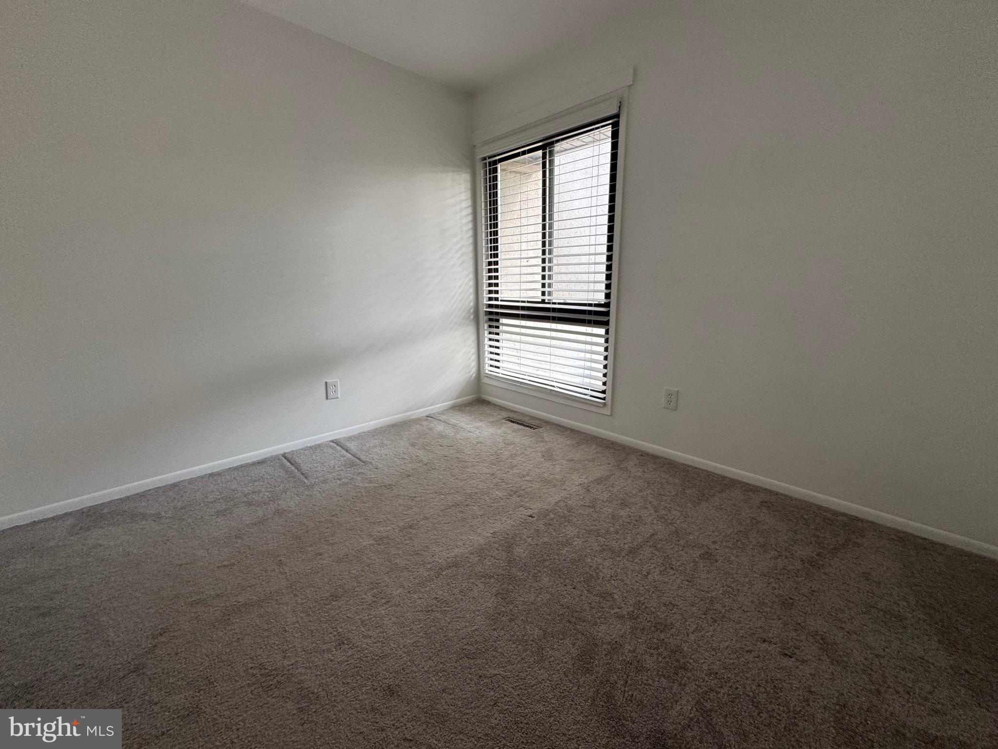 CRESTVIEW - Residential Lease