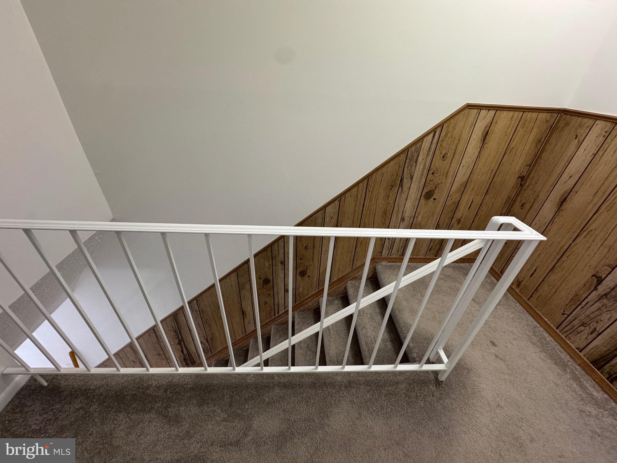 CRESTVIEW - Residential Lease