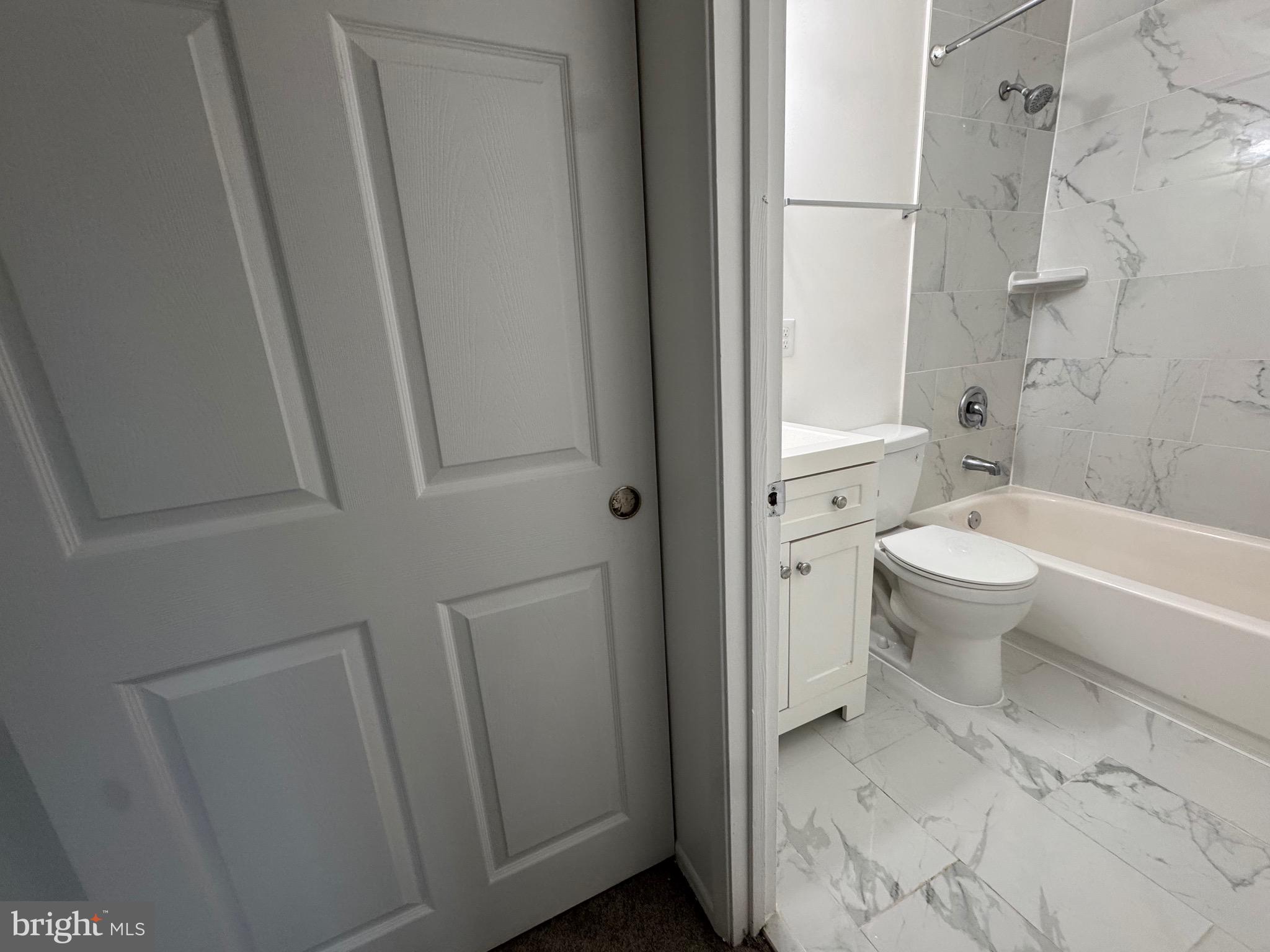 CRESTVIEW - Residential Lease