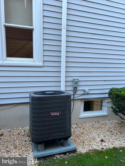 HAGERSTOWN - Residential