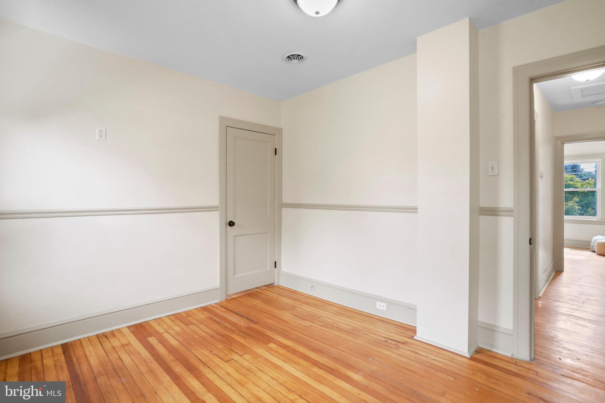 HAGERSTOWN - Residential