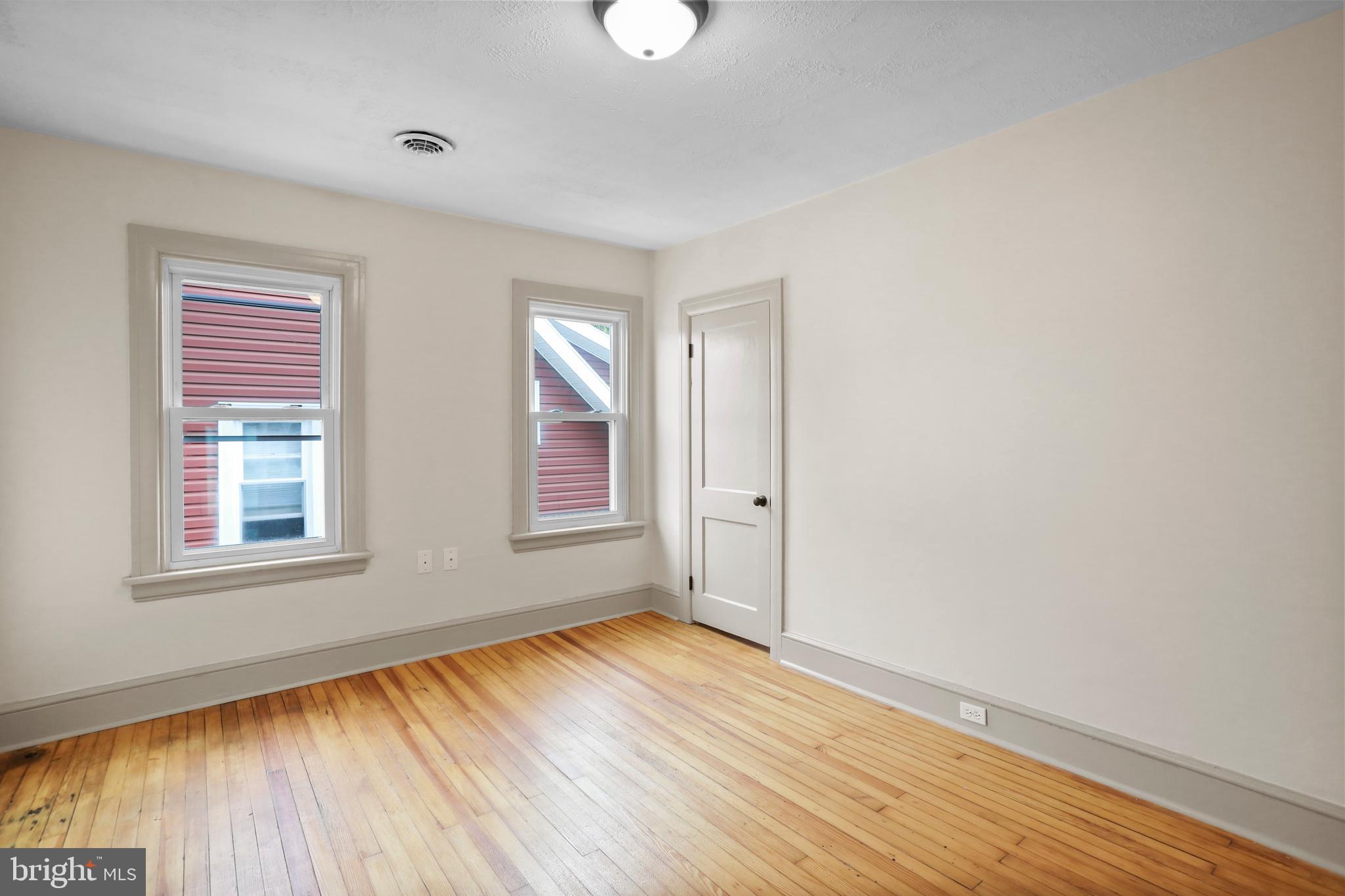 HAGERSTOWN - Residential