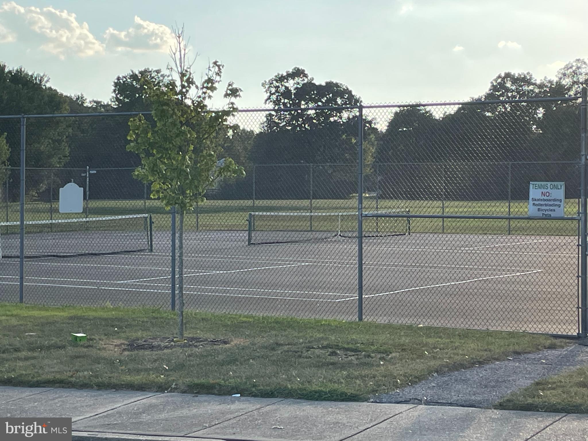 WAKEFIELD NEIGHBORHOOD - Residential