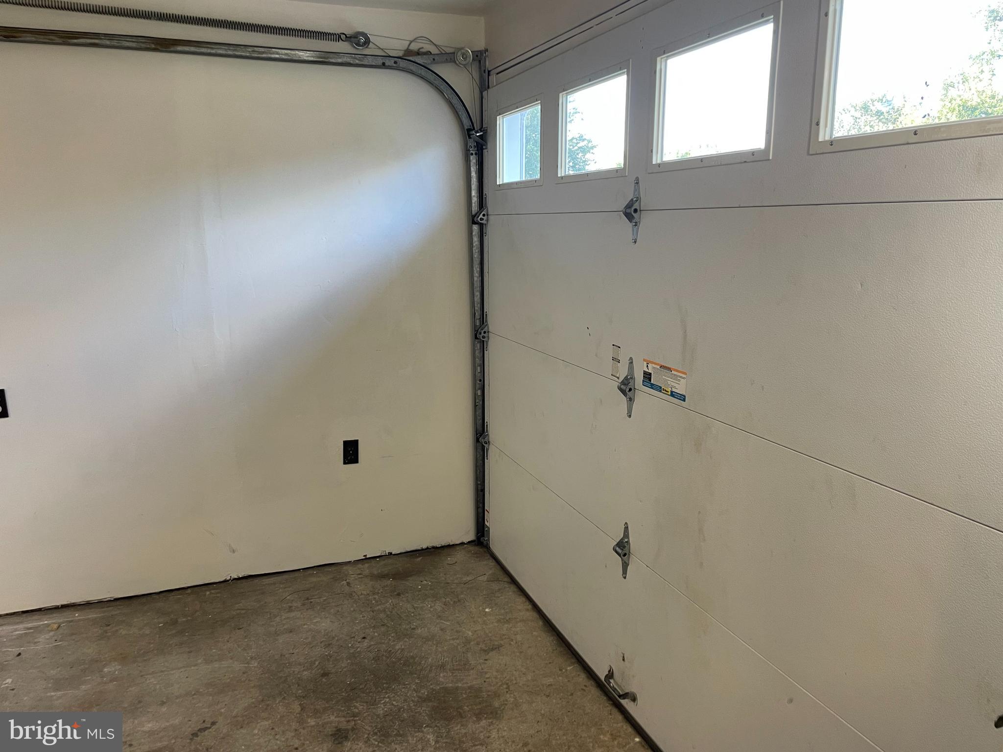 WAKEFIELD NEIGHBORHOOD - Residential