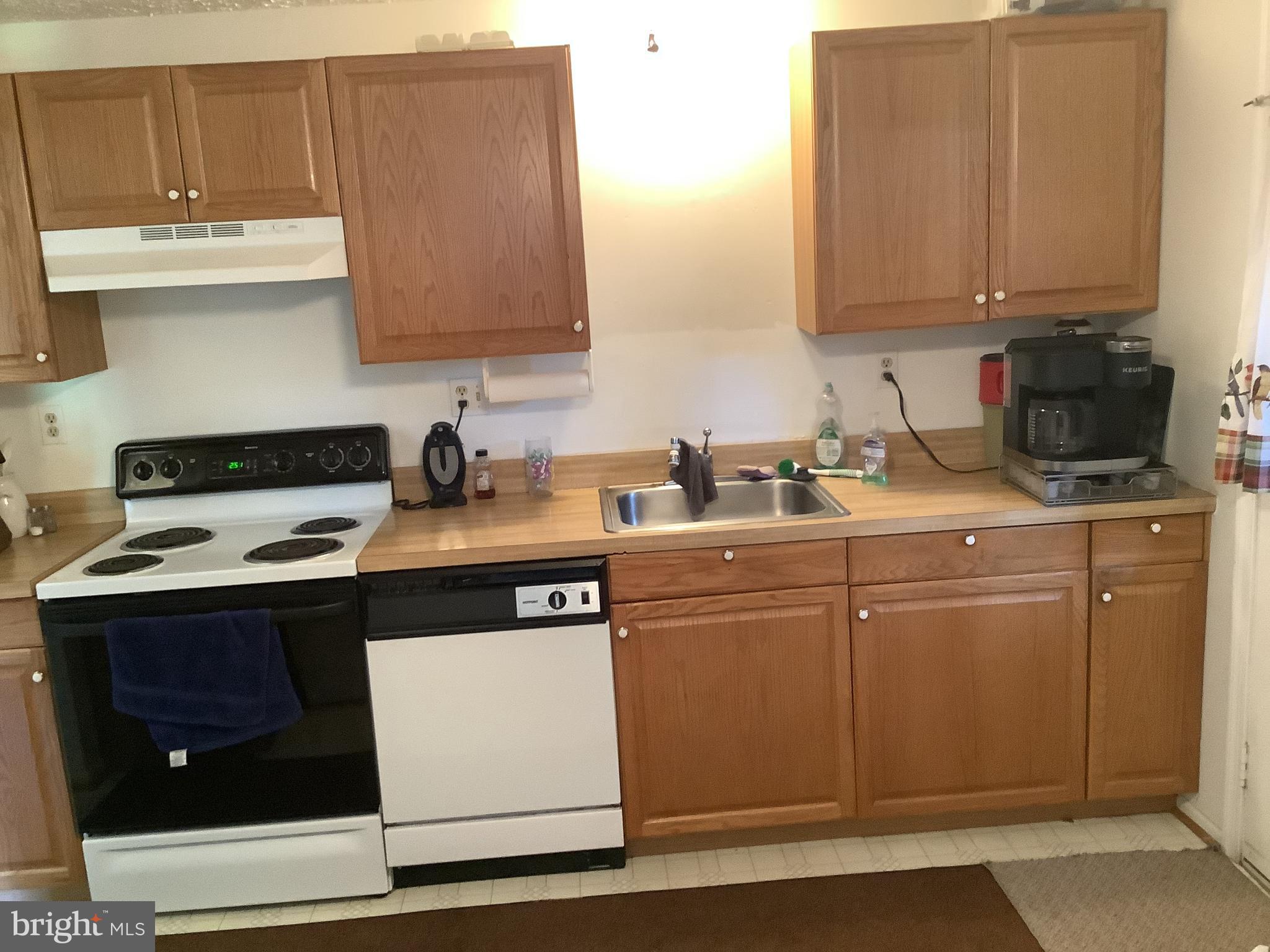 WAKEFIELD NEIGHBORHOOD - Residential