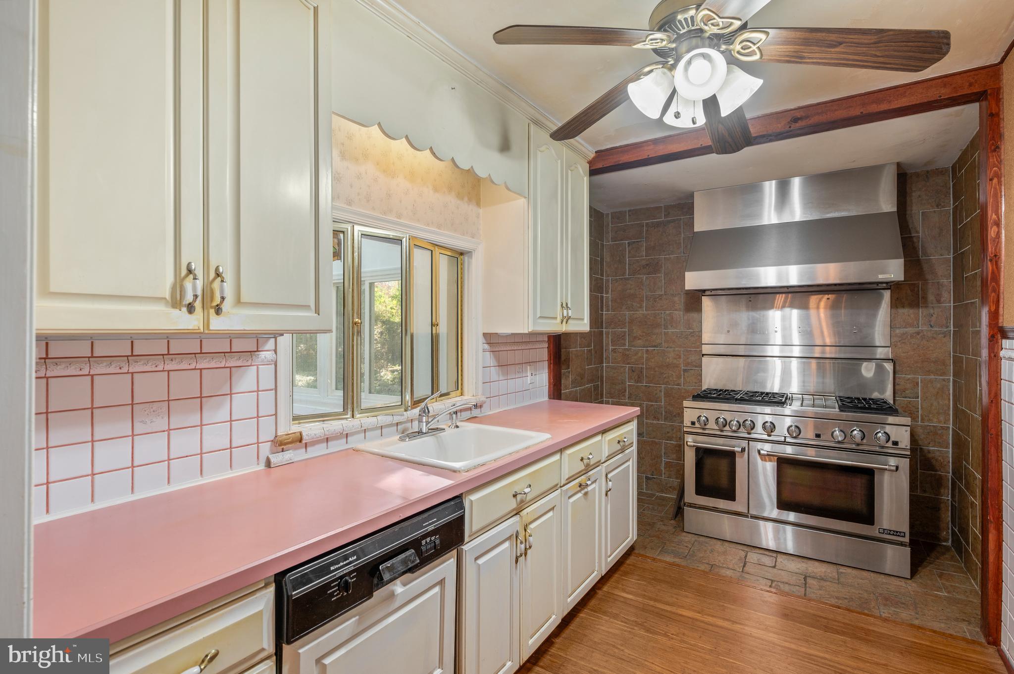 SPRINGFIELD - Residential