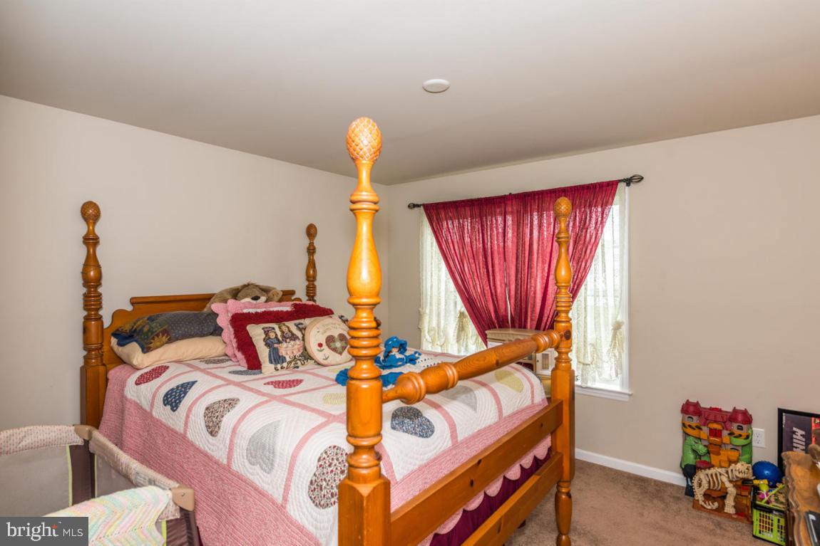 AUTUMN HILLS - Residential