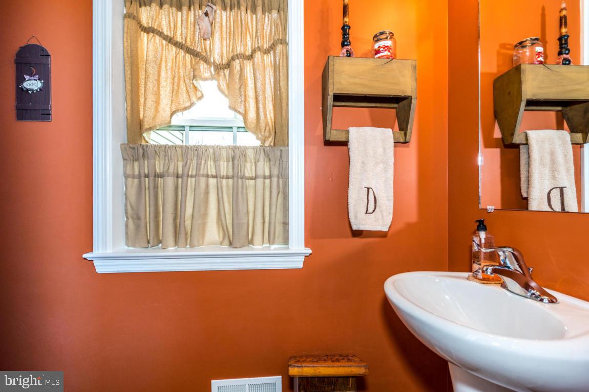 AUTUMN HILLS - Residential