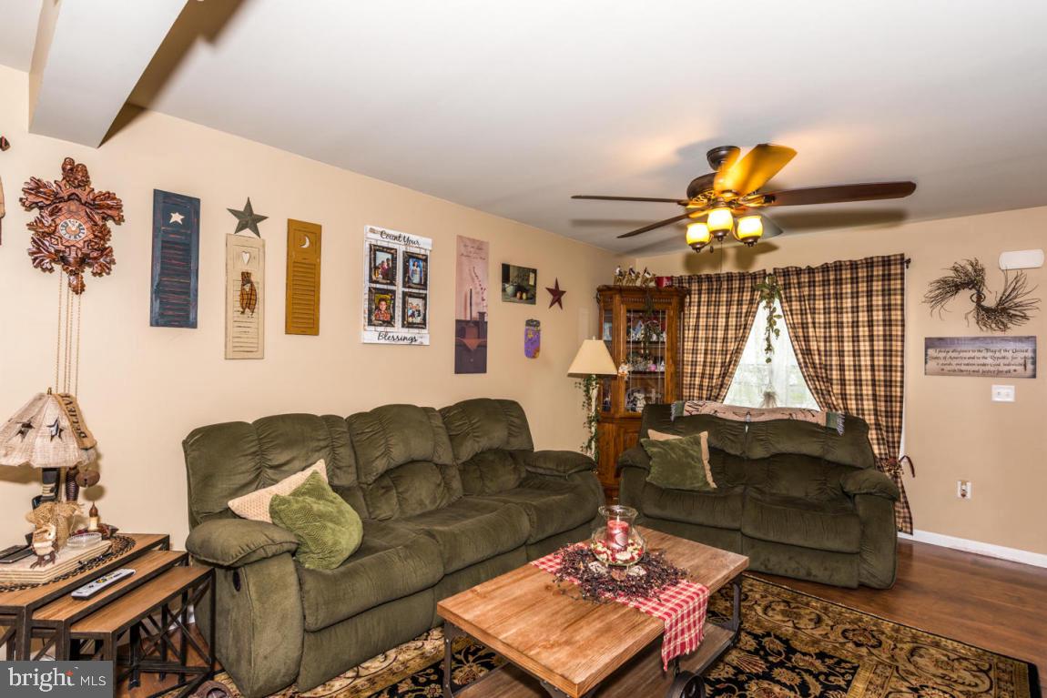 AUTUMN HILLS - Residential