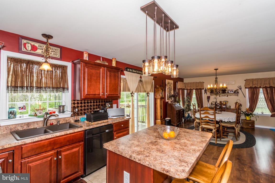 AUTUMN HILLS - Residential