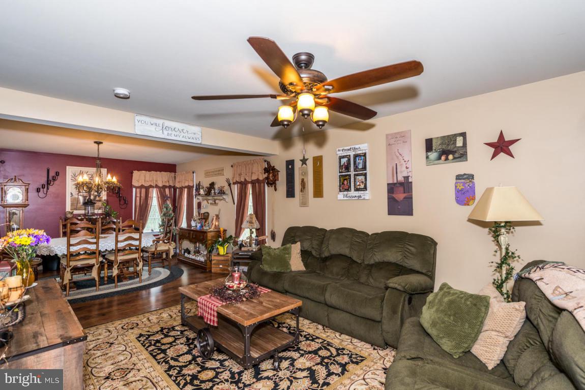 AUTUMN HILLS - Residential