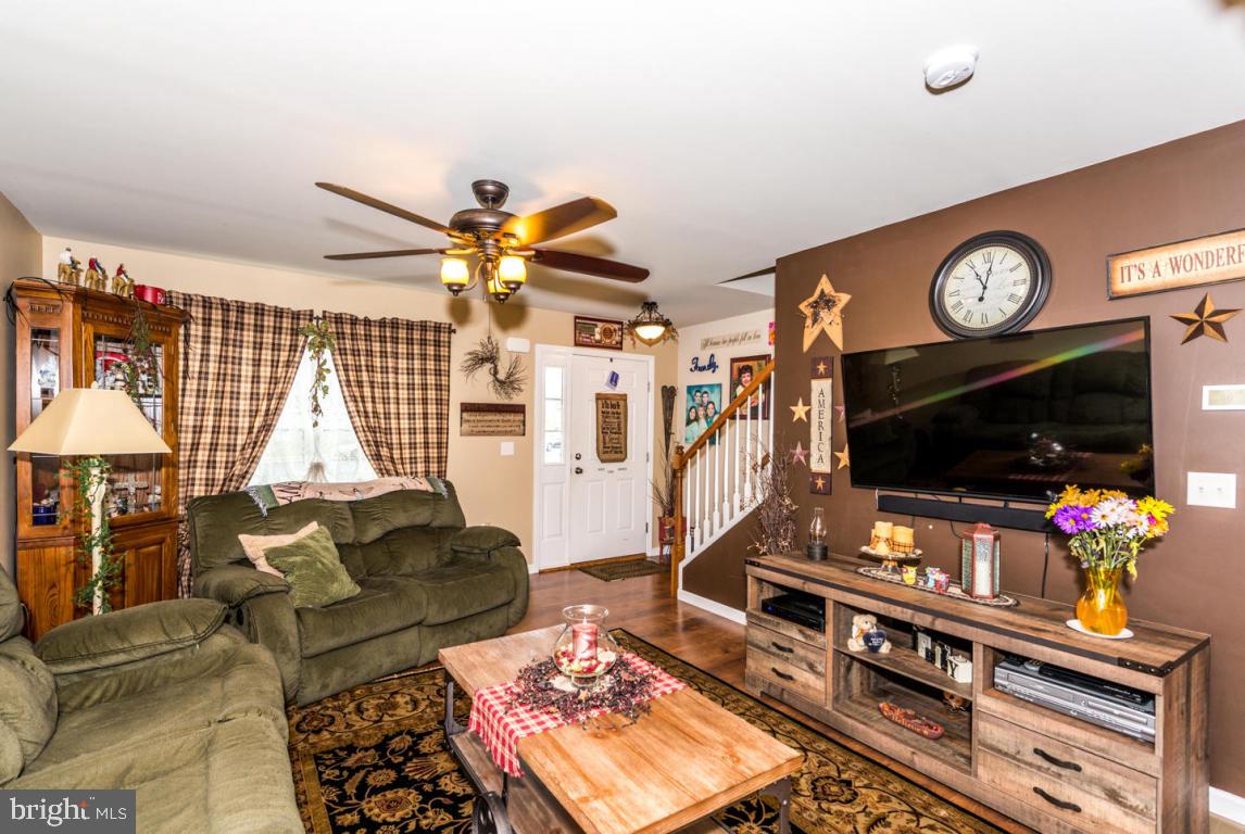 AUTUMN HILLS - Residential