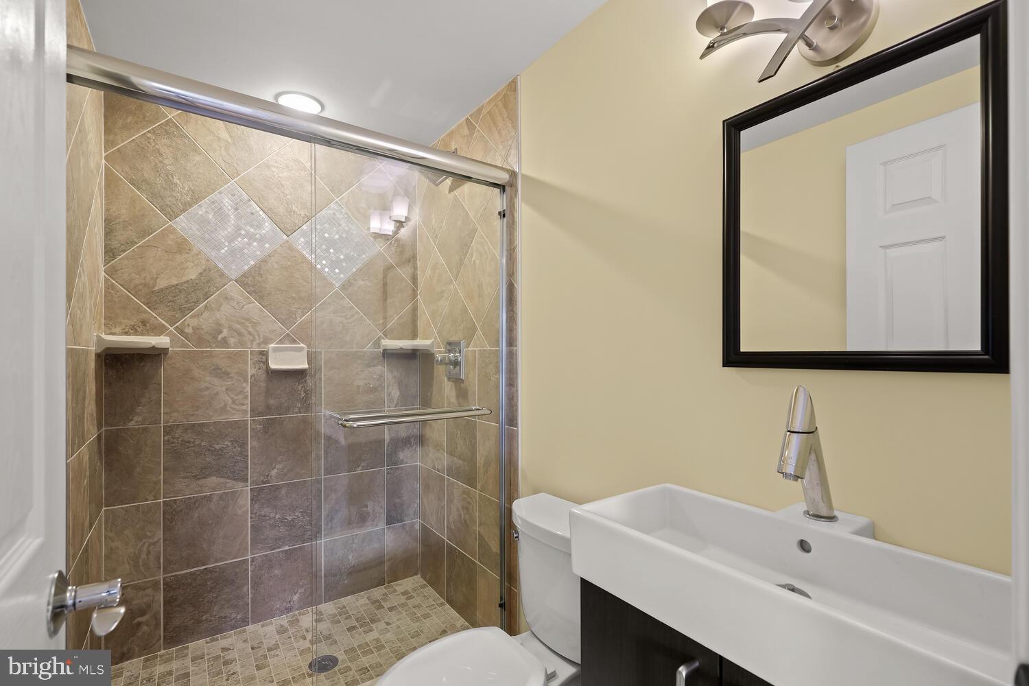 DULANEY VILLAGE - Residential