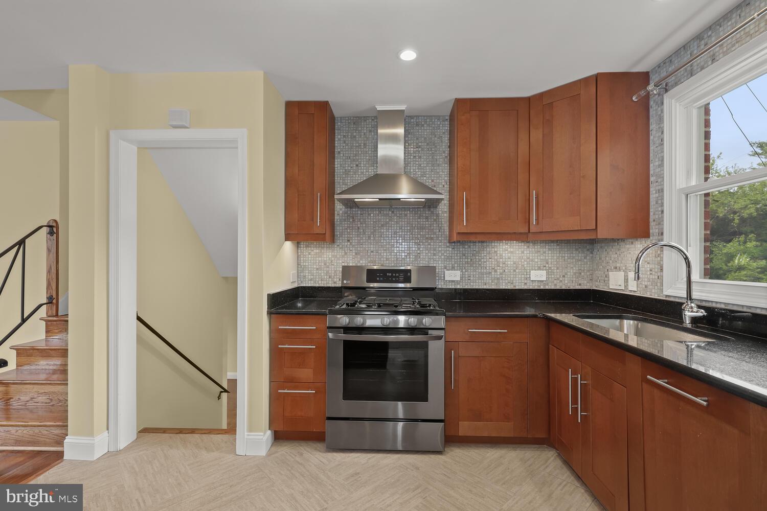 DULANEY VILLAGE - Residential