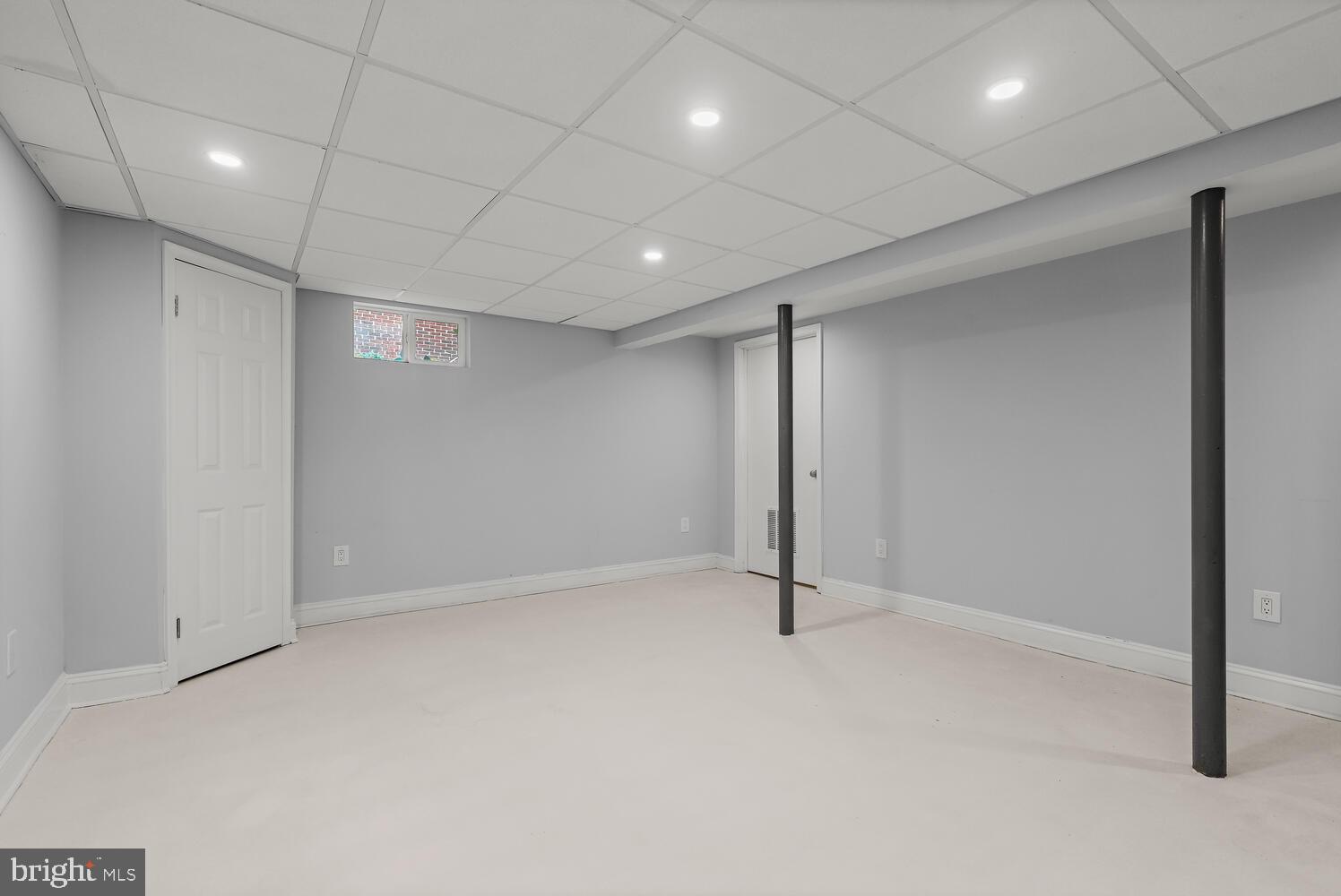 DULANEY VILLAGE - Residential